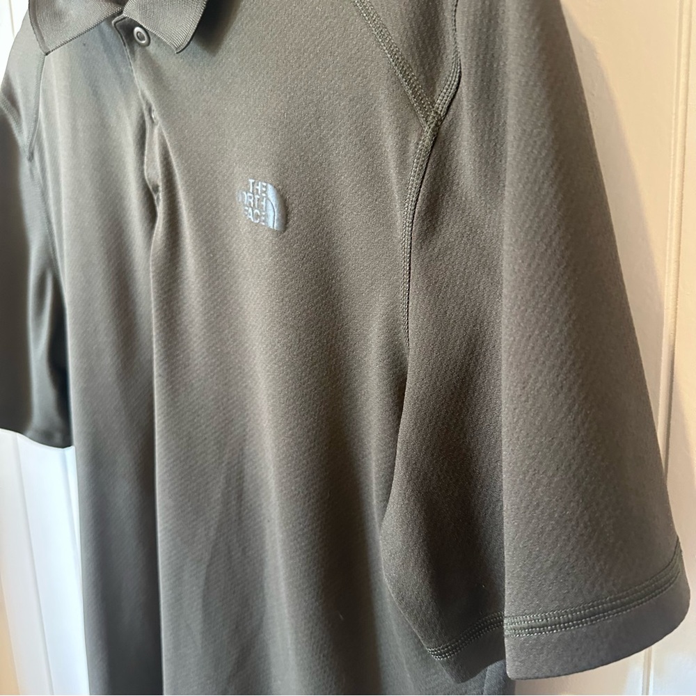The North Face Polo, Men’s Size XL, Green, FlashDry - Picture 5 of 10